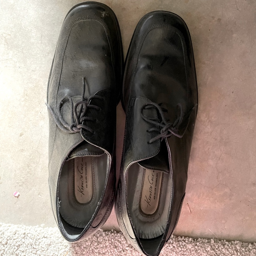 Mens Kenneth Cole dress shoes